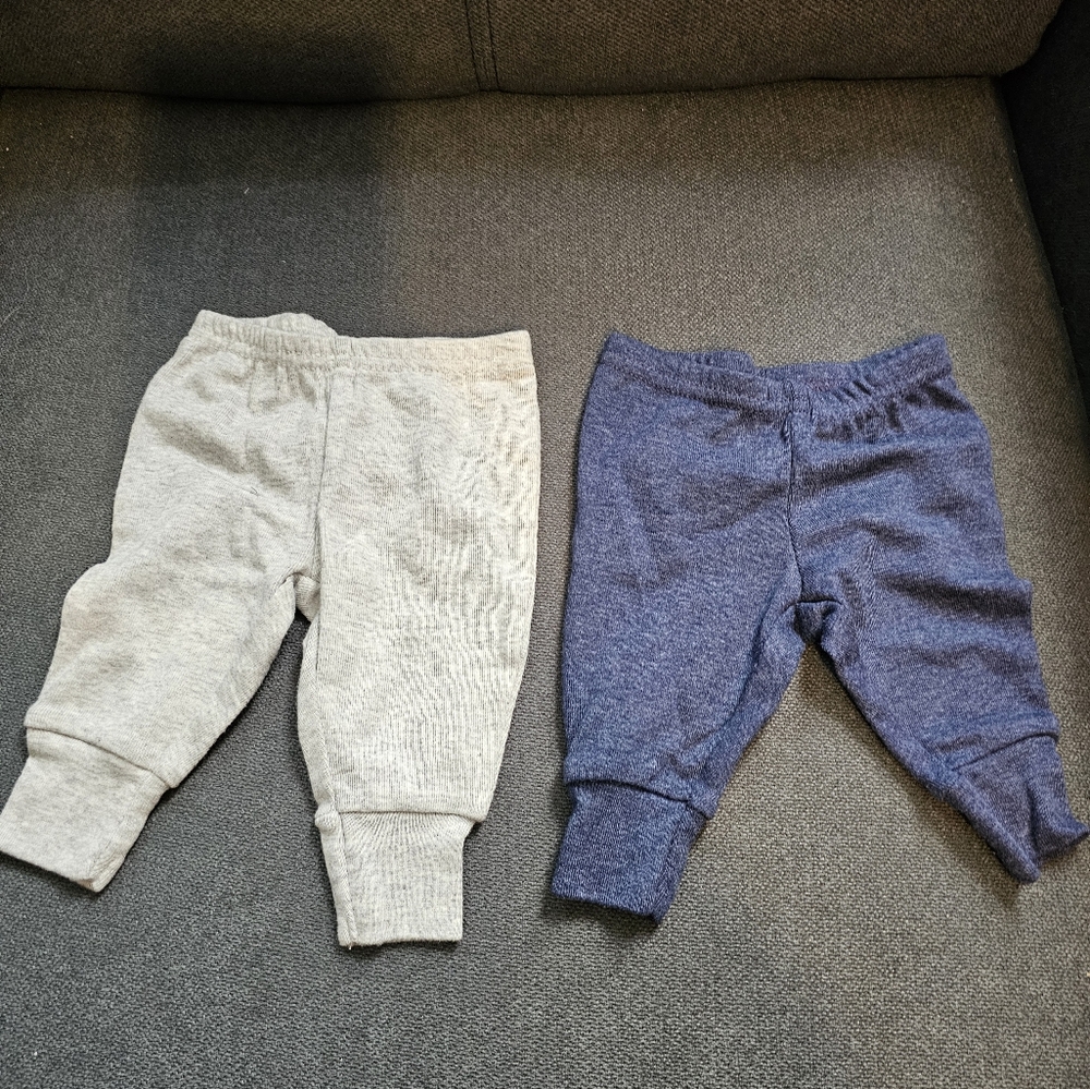 2 pairs newborn pants